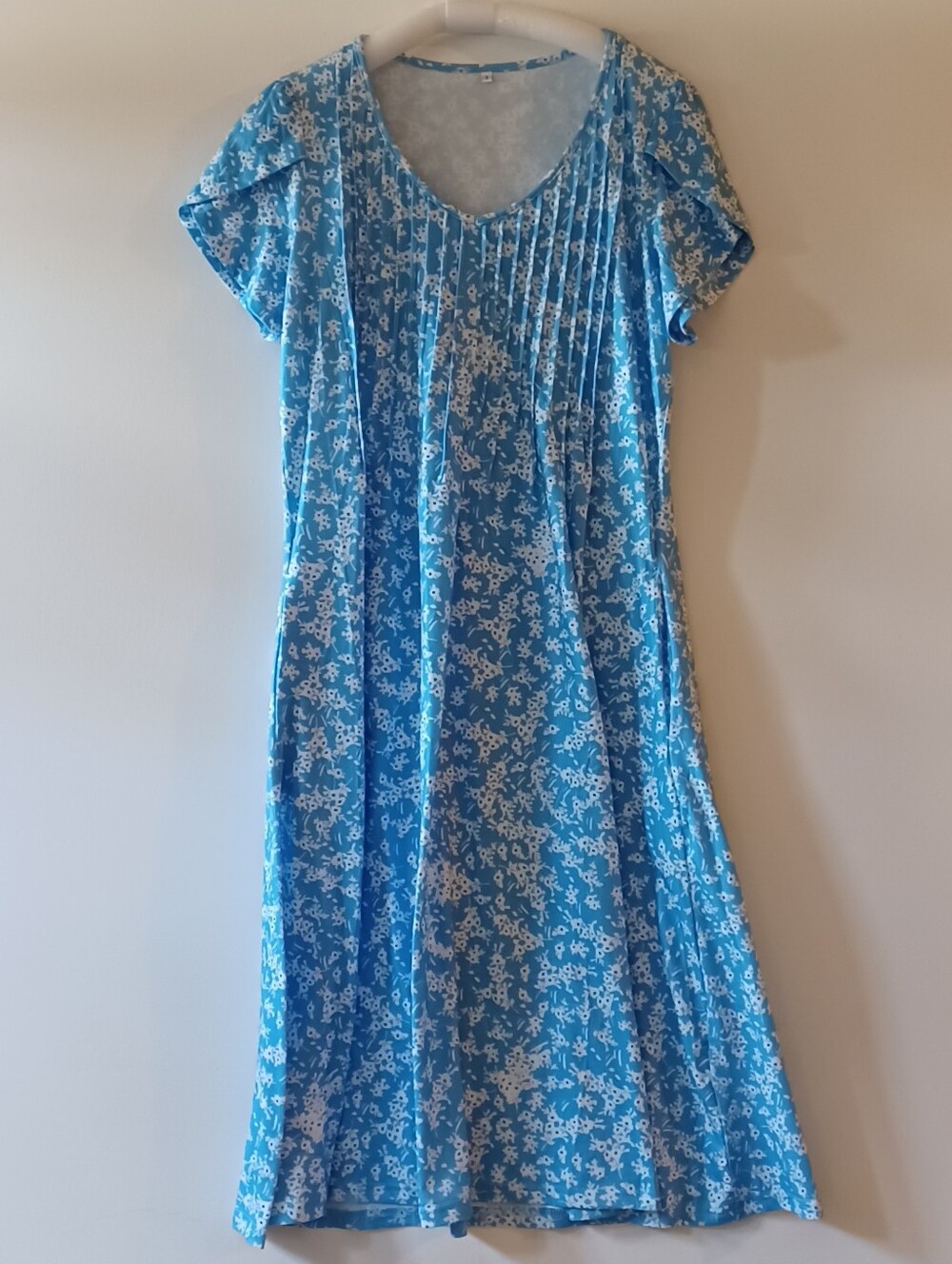 NWOT Light Blue Zeagoo Midi Dress
